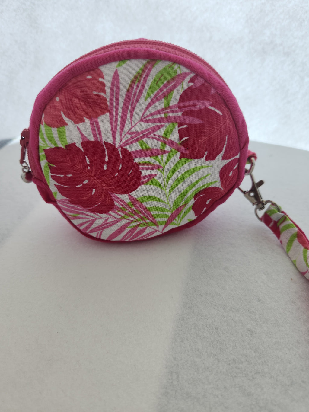 Round coin purse